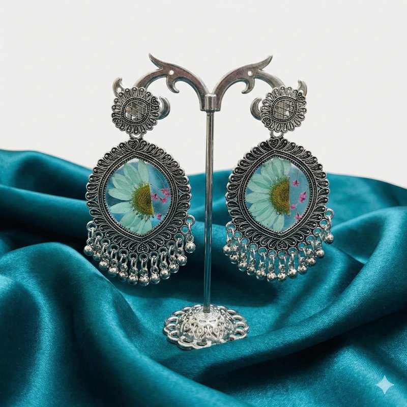 Nature’s Embrace – Teal-Daisy Floral Resin & Silver Drop Earrings