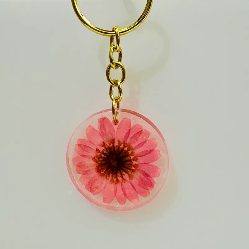 Pink Daisy Pressed Flower Resin Keychain